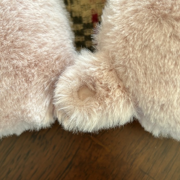 I am - Travel Neck Pillow for Kids - Picture 6 of 6